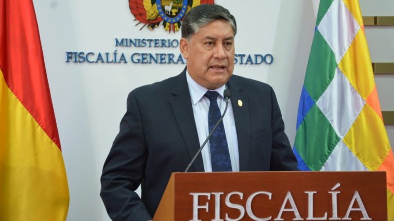 Lanchipa aclara que la comisión de fiscales determinará cuándo se citará a Camacho por el caso “golpe de Estado”